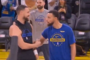 库里谈克莱：每次我们身处同一空间 都是无比珍贵的温情时刻