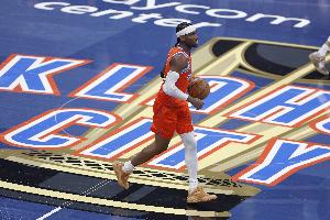 金身告破！雷霆在俄克拉荷马主场遭遇赛季首败 此前14胜0负