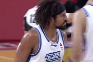 杀伤力十足！富兰克林·杰克逊13中5砍全场最高25分 罚球15中14