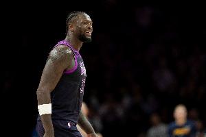 难挽败局！兰德尔22中12空砍32分7板6助3断1帽 罚球7中6