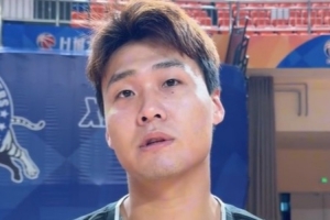 赵睿：还会关注新疆 球队战绩不是特别理想 要给他们足够的容错度