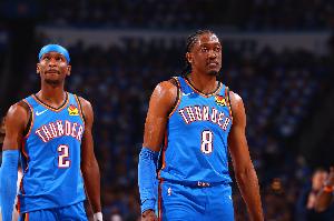 雷霆面对马刺场均107分战绩0-3 面对其他队场均轰122.8分战绩26-2