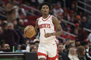 乌度卡：阿门本场在进攻端侵略性极强 他还限制了东契奇&里夫斯