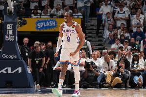 听不见你声音！杰伦威高开低走 首节9分&全场12分