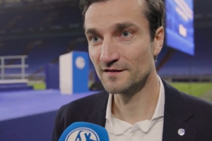 沙尔克董事会主席：我们在德乙也能盈利 长期目标仍是重返德甲