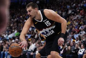 56分追平约基奇生涯第二高分 第一高分61分的对手也是森林狼