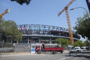 世体：巴萨已经向市政府提交文件，申请诺坎普入场人数升至6.2万