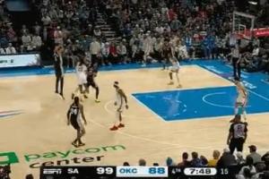 出手点三米~文班三分线上接球干拔跳投轰进 这高射炮谁能防啊！