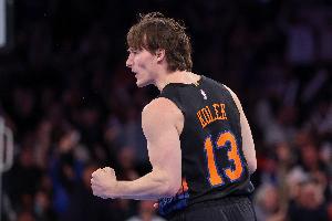 科勒克：很乐意布朗能严格要求我 作为PG在场上我就是教练的延伸