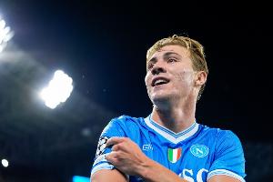 卡萨诺：霍伊伦摧毁了博洛尼亚后卫，让人似乎看到巅峰期的卢卡库