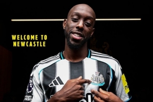 维萨：签约纽卡当天根本无法入睡 希望能贡献很多进球助攻