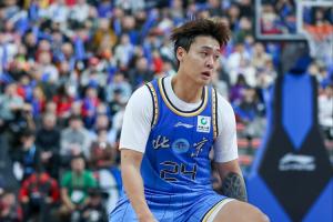 北汽保持连胜 陈盈骏低迷赵睿站出来体现担当&价值 令人印象深刻