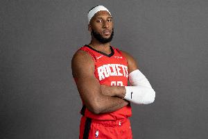 这场不太行！奥科吉替补10分钟4投全丢 无有效数据&仅有1次失误