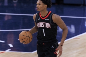 抢戏啊你！阿门·汤普森