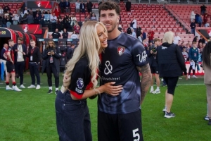 世体：伯恩茅斯后卫塞内西无意续约，马竞有意、巴萨也在关注