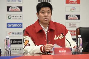 潘江：下半场打得很不好 有些球员防守没有、篮板没有、篮下不进