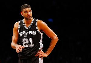 2001年的今天：邓肯28投19中&15罚全中 砍下生涯最高的53分