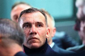 舍甫琴科：我和阿布已经没关系了，他卖切尔西的钱当然要掏出来