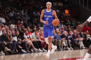 打得足够好！布莱克17中8拿到24分3板4助2断1帽