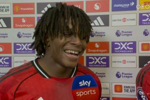 小伙乐坏了😄多尔古谈进球：能在老特拉福德打进处子球太棒了