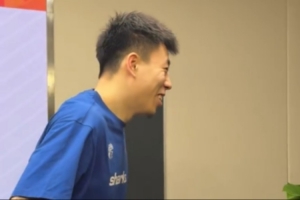 这很喜感！张镇麟在发布会得知自己不具备资格 笑说“那我走？”