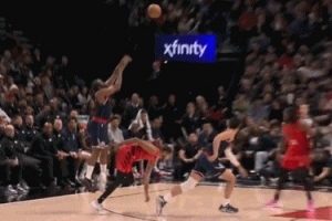 没有道理可讲！哈登借掩护拔起来就扔打成3+1