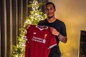 8年前的今天，利物浦以7500万英镑从南安普顿签下范戴克