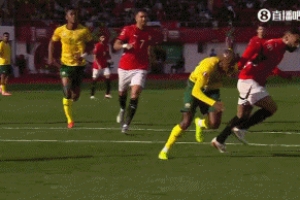 非洲杯争议判点！南非主帅：萨拉赫告诉我，那个点球判罚并不正确