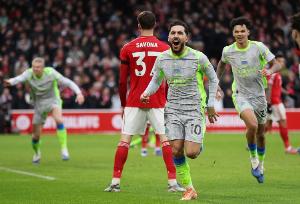 本赛季英超单向连线进球榜：谢尔基→福登、多库→哈兰德各3次