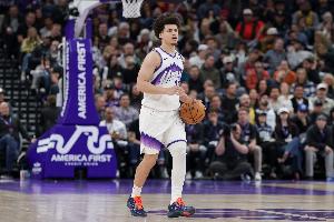 没投丢一球！18号秀克莱顿6中6得17分5助 正负值+22全场最高