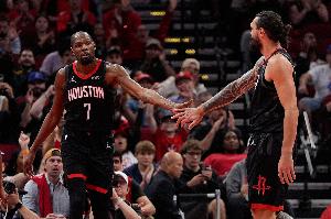 KD谈本赛季第九套首发：我们有坚持的体系 球员进来知道要干嘛