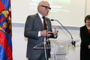 前巴萨副主席卡莱斯·比拉鲁比去世，他曾是巴托梅乌的董事会成员