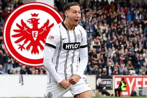 记者：法兰克福商谈引进埃弗斯堡前锋，对方要价1000万欧