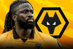 狼队前锋阿洛科达尔：尽管输球但下半场踢得好多了，希望保持状态