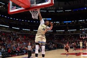 武切维奇调侃：字母哥垃圾时间选择暴扣 是因为公牛不要他😂