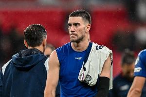 都体：米兰仍想签下DV9，球员更想续约尤文但不会降低薪资要求