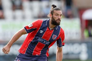 太阳报：前利物浦球星卡罗尔被指控违反禁止骚扰令，可能面临监禁