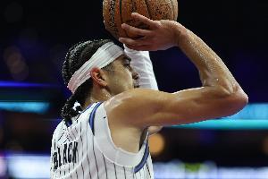 布莱克：对手想防住我们全队很难 砍下生涯新高别提多开心了