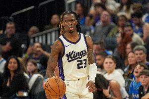 内外开花！埃利斯15中8砍赛季新高21分外加3断2帽 三分10中5