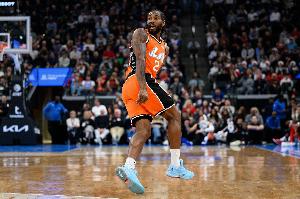 小卡谈罚球连中纪录：很享受这个过程 所有的努力得到了回报