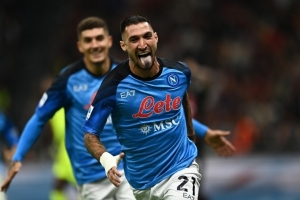 波利塔诺：2025年对那不勒斯是辉煌的一年，2026年想要更多的成功