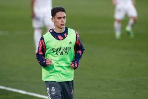 阿里巴斯：阿隆索正试图让居莱尔掌控球队 我梦想有一天回到皇马