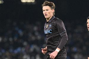 孔蒂：麦克托米奈是典型的全能中场，他现在的表现堪称非凡