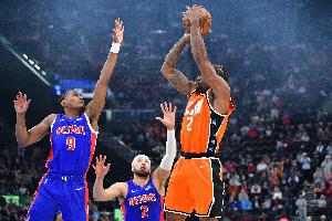 ✋战神返场！小卡轰生涯新高55分！可惜罚球连中纪录断了……