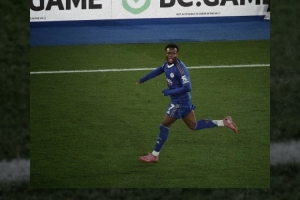 邮报：伯恩茅斯寻找塞梅尼奥替代者，关注莱斯特城边锋伊萨哈库