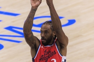 三分10中5！小卡：现阶段想尽可能多投三分 这会让我变得更强