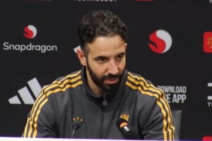 阿莫林：B费之前说他需要训练，但他绝对不可能出战狼队