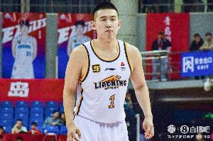 终结做得不错！付豪半场出战12分钟 7中4拿到10分2板