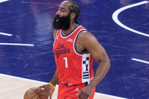 手感一般般！哈登出战40分钟 23中7&11罚全中砍下28分4板7助