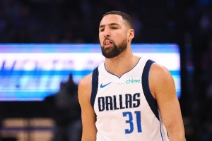 克莱&雷·阿伦&汉密尔顿3选1？杨毅：没伤我选克莱 更高更壮更准